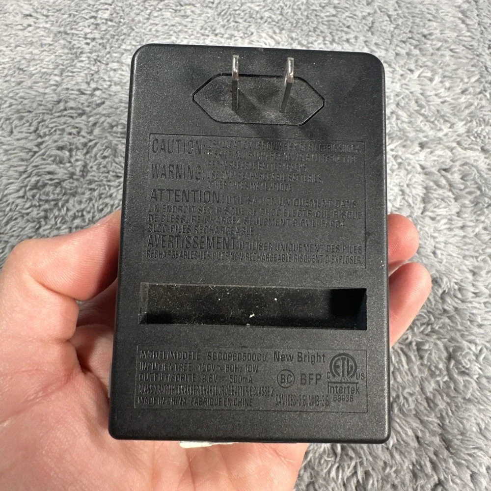 New Bright 9.6V R/C RC Car Lithium Ion Battery Charger Only Model SGC0960500CU